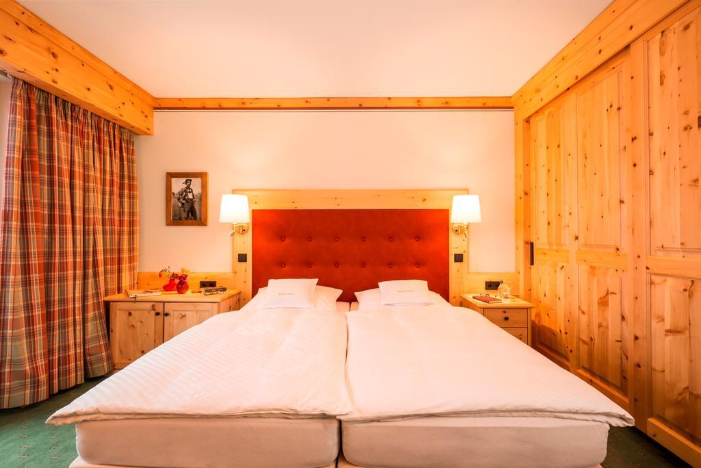 Parkhotel Wallgau 4 Sterne Superior Alpenjuwel Mit Spa Genuss, Golf & Wellness In Der Karwendel-Region Tradition Trifft Eleganz Im Stilvollen Rueckzugsort Esterno foto