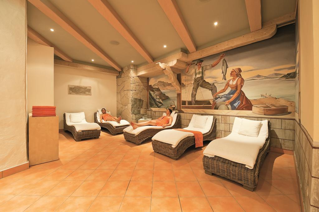Parkhotel Wallgau 4 Sterne Superior Alpenjuwel Mit Spa Genuss, Golf & Wellness In Der Karwendel-Region Tradition Trifft Eleganz Im Stilvollen Rueckzugsort Esterno foto
