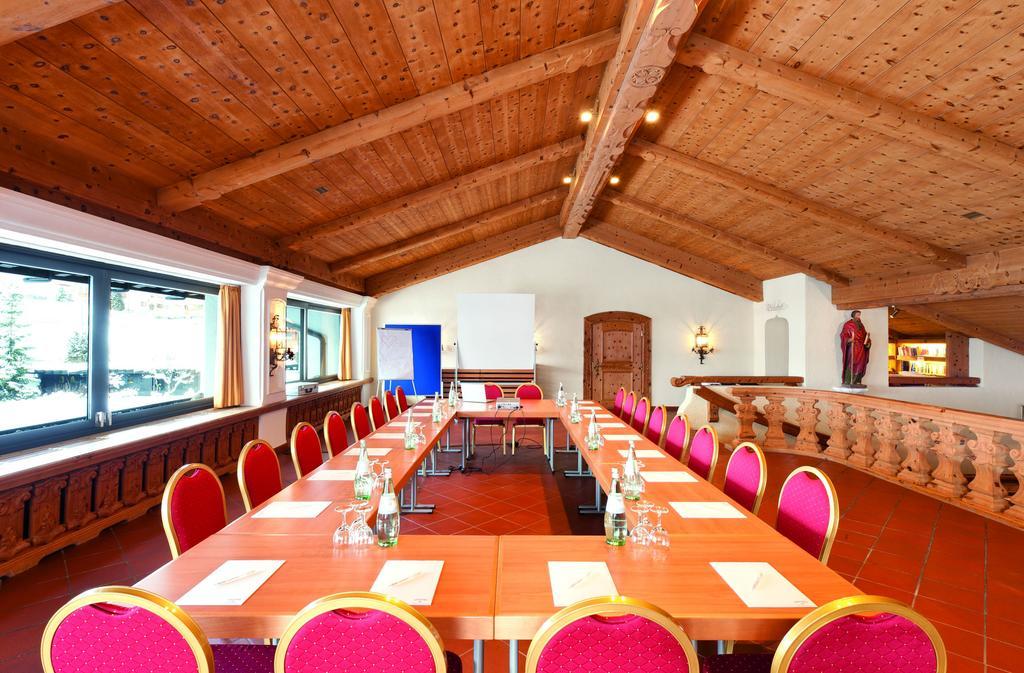 Parkhotel Wallgau 4 Sterne Superior Alpenjuwel Mit Spa Genuss, Golf & Wellness In Der Karwendel-Region Tradition Trifft Eleganz Im Stilvollen Rueckzugsort Esterno foto